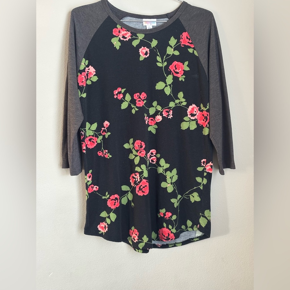 LuLaRoe Floral Raglan Top Black with Grey Sleeves– Size Large